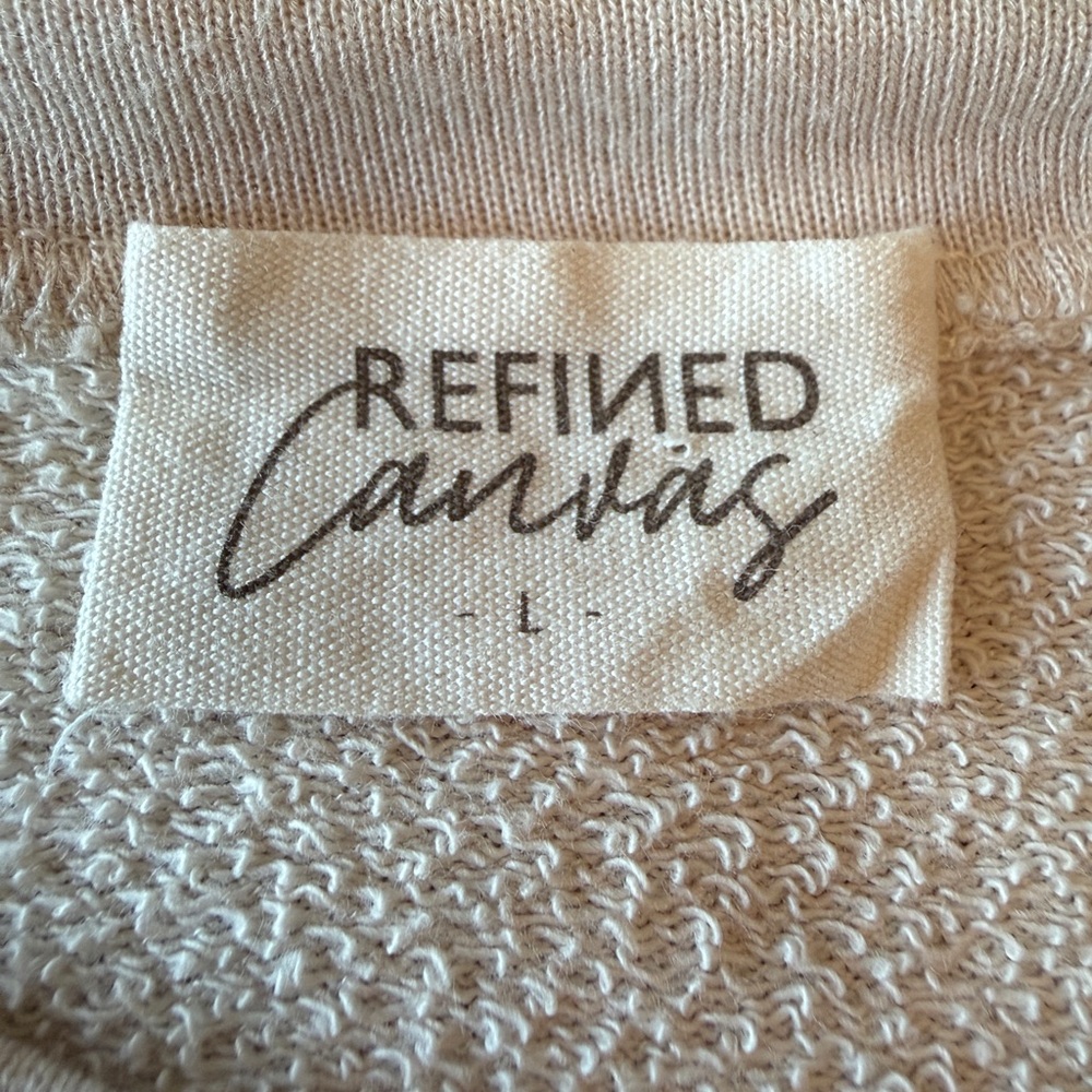 Refined Canvas Hamptons Tennis Club Graphic Top - Picture 9 of 12